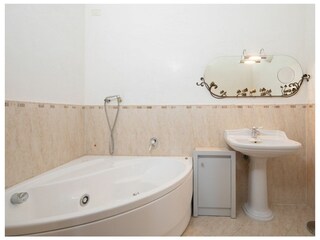 Villa Borgo San Lorenzo Caratteristiche 10