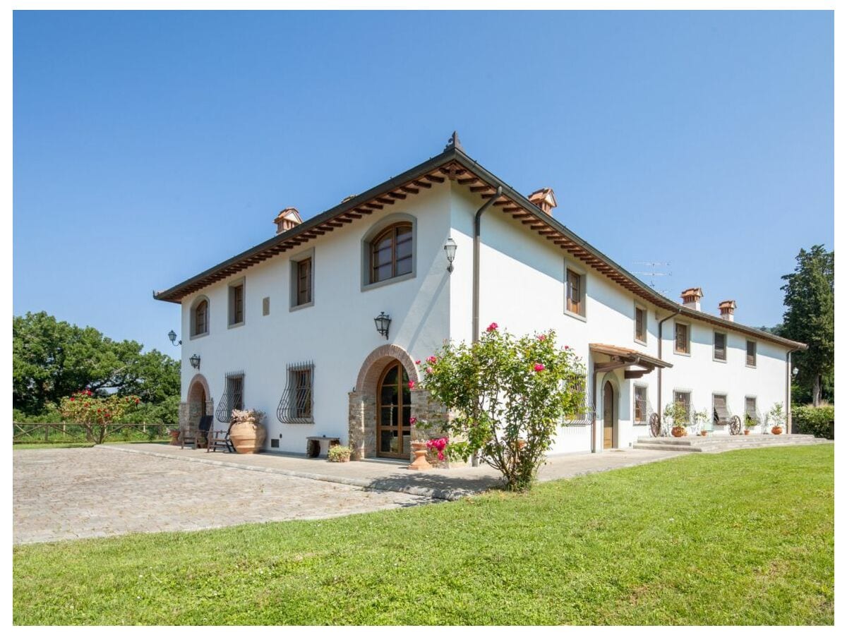 Villa Borgo San Lorenzo Außenaufnahme 1