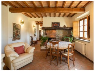 Villa Borgo San Lorenzo Caratteristiche 16