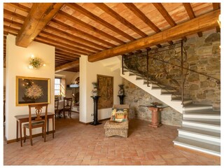 Villa Borgo San Lorenzo Caratteristiche 21