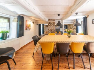 Farmhouse Theux Features 16