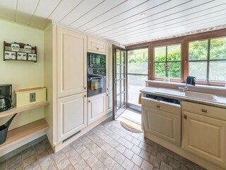 Farmhouse Theux Features 24