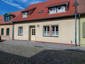 Holiday house Ferienwohnung im idyllischen Ziesar nahe Naturpark - Rosenau - image1