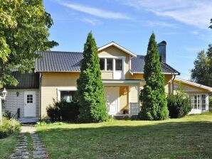 Holiday house 6 person holiday home in MELLERUD-By Traum - Mellerud - image1