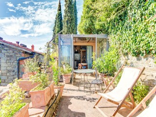 Villa Cortona Outdoor Recording 5