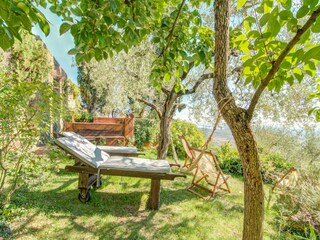 Villa Cortona Outdoor Recording 6