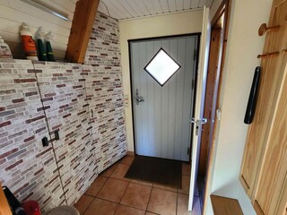 Holiday house Damp Features 19