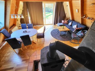 Holiday house Damp Features 25