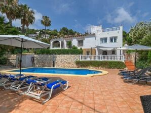 Einladende Villa in Benissa mit Swimmingpool - Benissa Region - image1