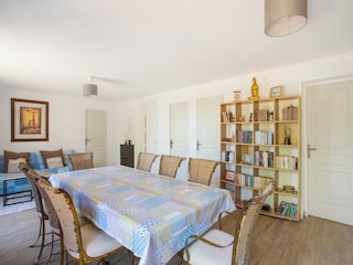 Holiday house Régusse Features 15