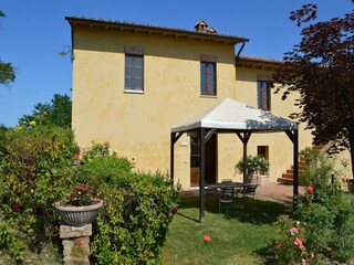 Farmhouse Asciano Outdoor Recording 13