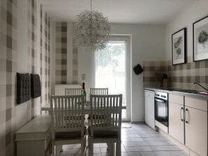 Bright apartment in the Baltic seaside resort - Boltenhagen - image1