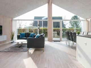 Holiday house Høll  15