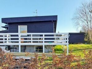 6 Personen Ferienhaus in Rude