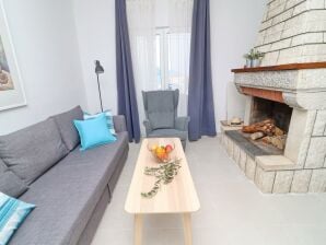 Maison de vacances Holiday Home Rosemary-Three Bedroom Holiday Home with Terrace and Partial Sea View - Clék - image1