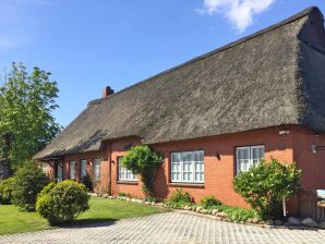 Apartment Wohnung in Rehm-Flehde-Bargen mit einer Terrasse - Stelle-Wittenwurth - image1