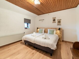 Farmhouse Walem Features 21