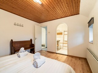 Farmhouse Walem Features 23