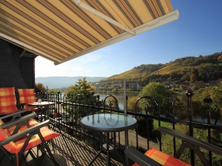 Ausblick vom Balkon der Wohnung in Moseltal