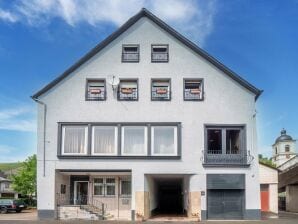 Agréable maison de vacances à Kinheim avec vue sur la montagne - Kinheim - image1