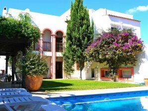 Vakantiehuis Exclusieve Ibiza-villa met tuin en privézwembad - Santa Eulalia del Río - image1