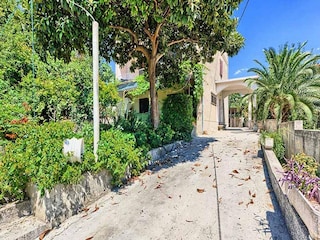 Apartment Kaštel Lukšić Außenaufnahme 3