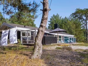 10 Personen Ferienhaus in Nexø - Sommerodde - image1