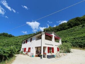 Holiday house Schönes Ferienhaus in Miane mit Terrasse - Miane - image1