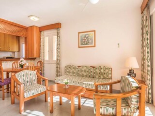 Apartamento Roquetas de Mar Características 22