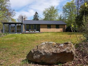 6 Personen Ferienhaus in Rønne - Aakirkeby - image1