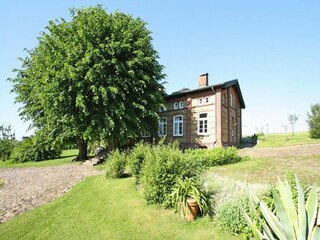 Apartment Thurow Outdoor Recording 5