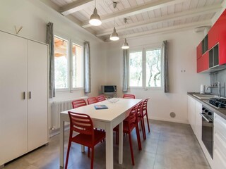 Holiday house Ostra Vetere Features 28