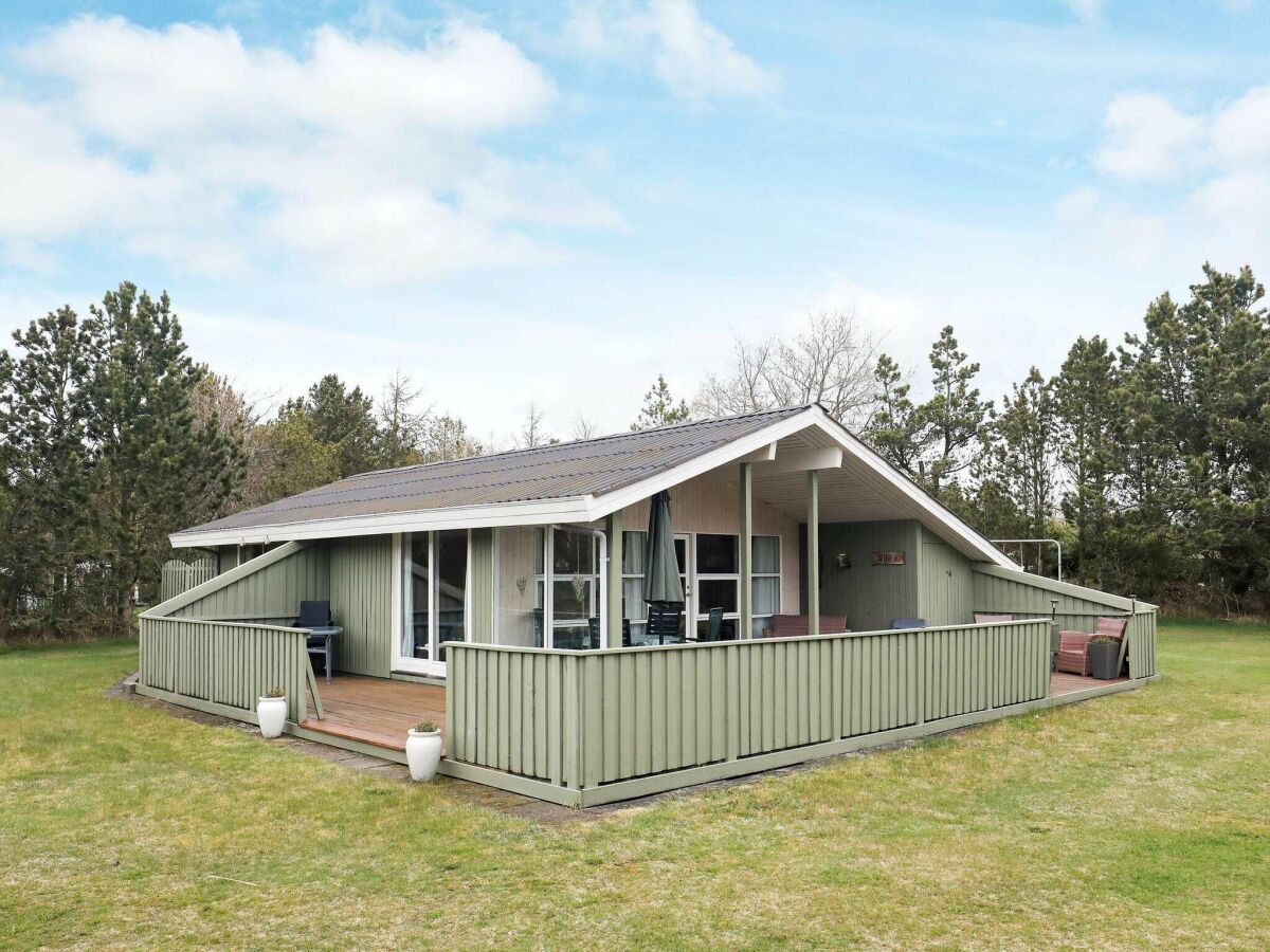 Ferienhaus Bratten Strand Außenaufnahme 1