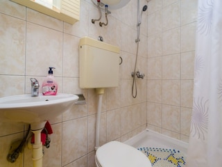 Apartment Molunat Ausstattung 8