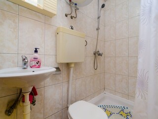 Apartment Molunat Ausstattung 9