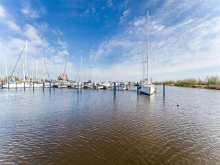 House boat Katwoude Environment 32