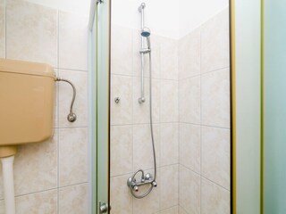 Apartment Molunat Ausstattung 12