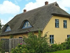 Holiday house Doppelhaushälfte im Hafendorf Vieregge auf Rügen - Vieregge - image1