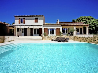 Villa Saint-Michel Outdoor Recording 2