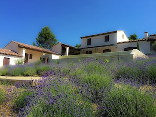 Villa Saint-Michel Outdoor Recording 10