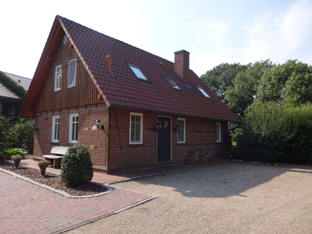 Ferienhaus Fachwerkhaus am Teich, Klein Meckelsen, Firma Gundies Home