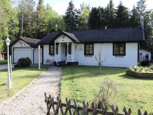 Holiday house 4 person holiday home in MELLERUD - Mellerud - image1