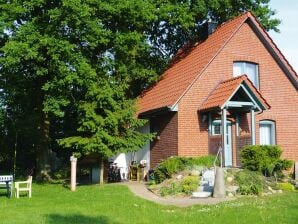 Vakantiehuis Cottage, Plau am See - Oude Schwerin - image1