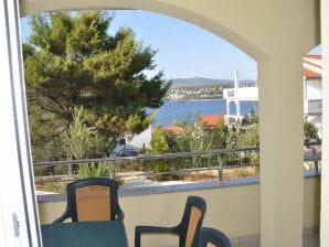 Apartments Villa Moonlight - Two Bedroom Apartment with Sea View Terrace(Family) - Okrug Gornji - image1