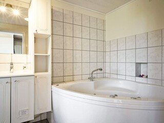 Vakantiehuis Aakirkeby  8