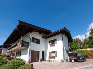 Appartement St. Johann in Tirol Buitenaudio-opname 6