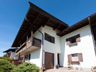 Appartement St. Johann in Tirol Buitenaudio-opname 7