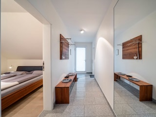 Flur, Eingang zum Schlafzimmer