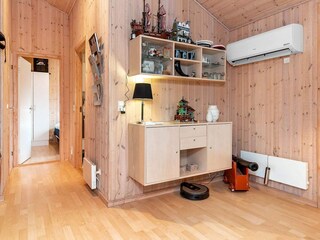 Holiday house Høll  9
