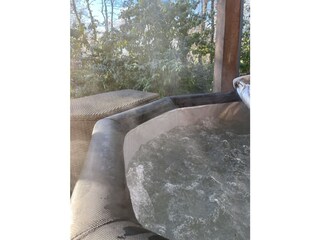 Jacuzzi im Winter